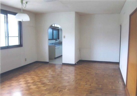5LDK Detached House for Sale in Sanyo-Onoda, Yamaguchi - Thumbnail 4