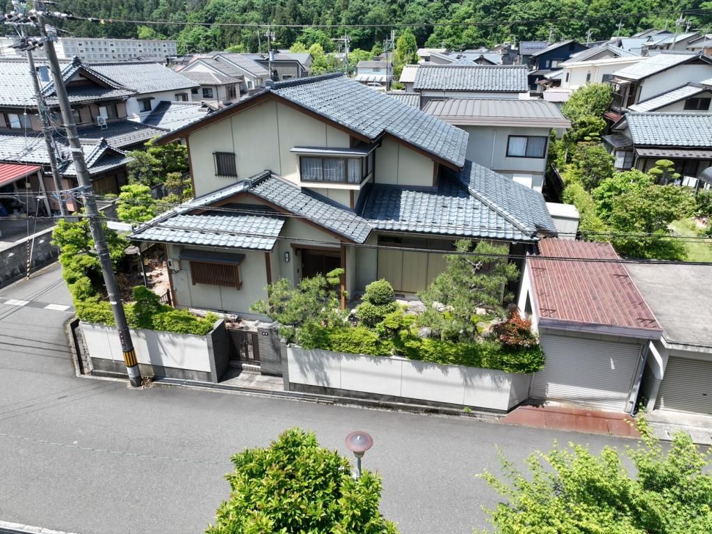 4SLDK Family House for Sale in Quiet Fukui City Neighborhood - Main Image