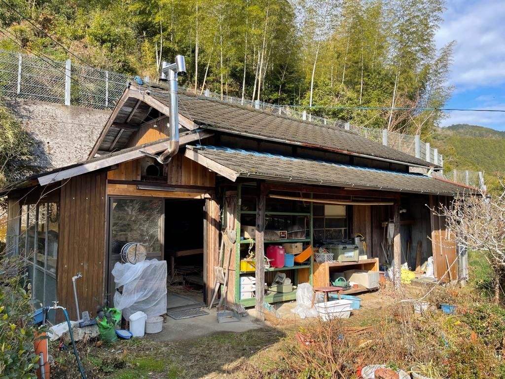 Traditional 4K Akiya House with Large Garden in Seiyo, Ehime - Thumbnail 2