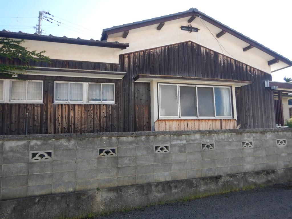 5DK Detached House for Sale in Iyo City, Ehime Prefecture - Thumbnail 4