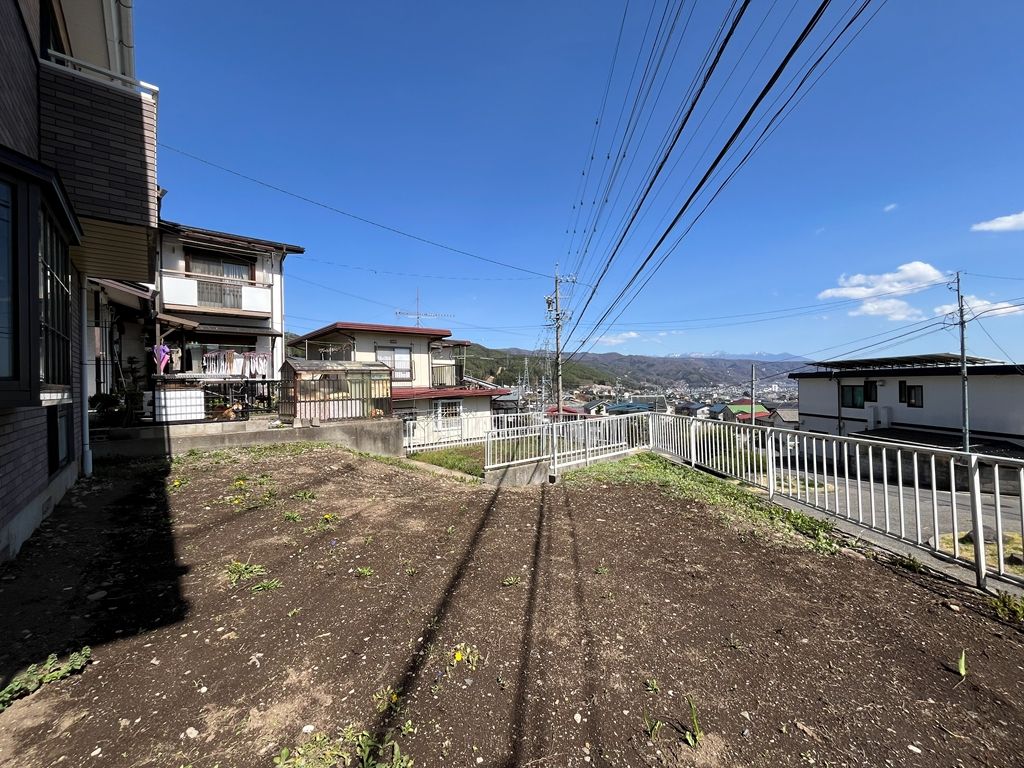Renovated 4LDK House with Lake Views in Okaya, Nagano - Thumbnail 3