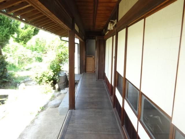 Historic 1899 Farmhouse with Land for Sale in Asakuchi, Okayama - Thumbnail 2