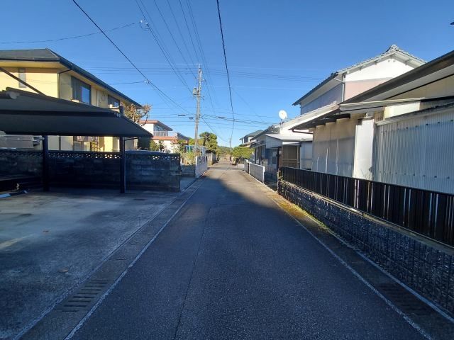 5LDK Akiya Bank Home on Elevated Land in Hyuga, Miyazaki - Thumbnail 2
