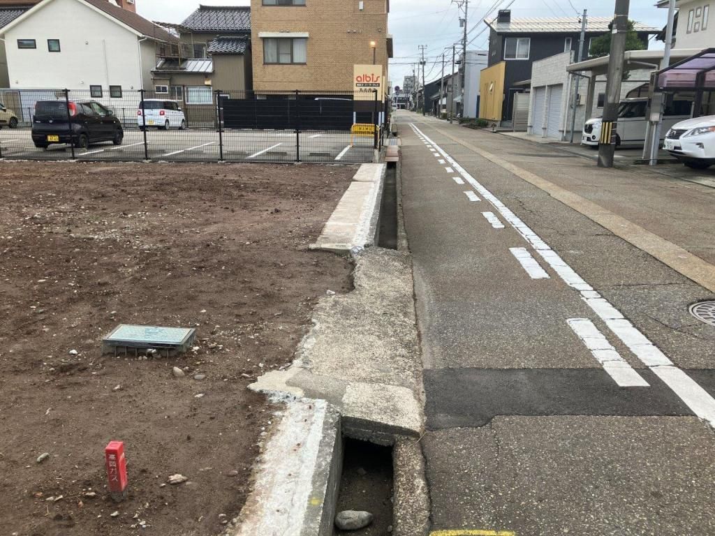 193.99 Tsubo Vacant Land for Sale in Takaoka, Toyama - Thumbnail 3