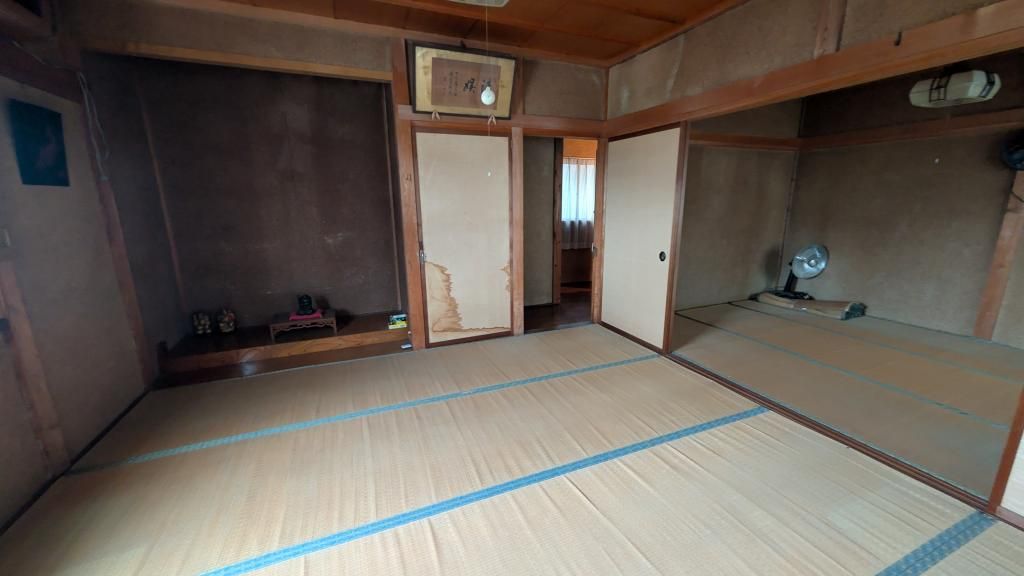Traditional Shop-Residence in Sanjo with Storehouse - Thumbnail 4