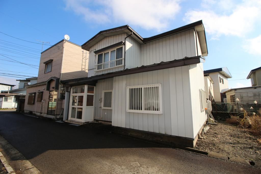 6LDK Multi-Generation House for Sale in Odate, Akita - Image 7