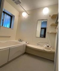 6DK House for Sale on Large Corner Plot in Mihara, Hiroshima - Image 3