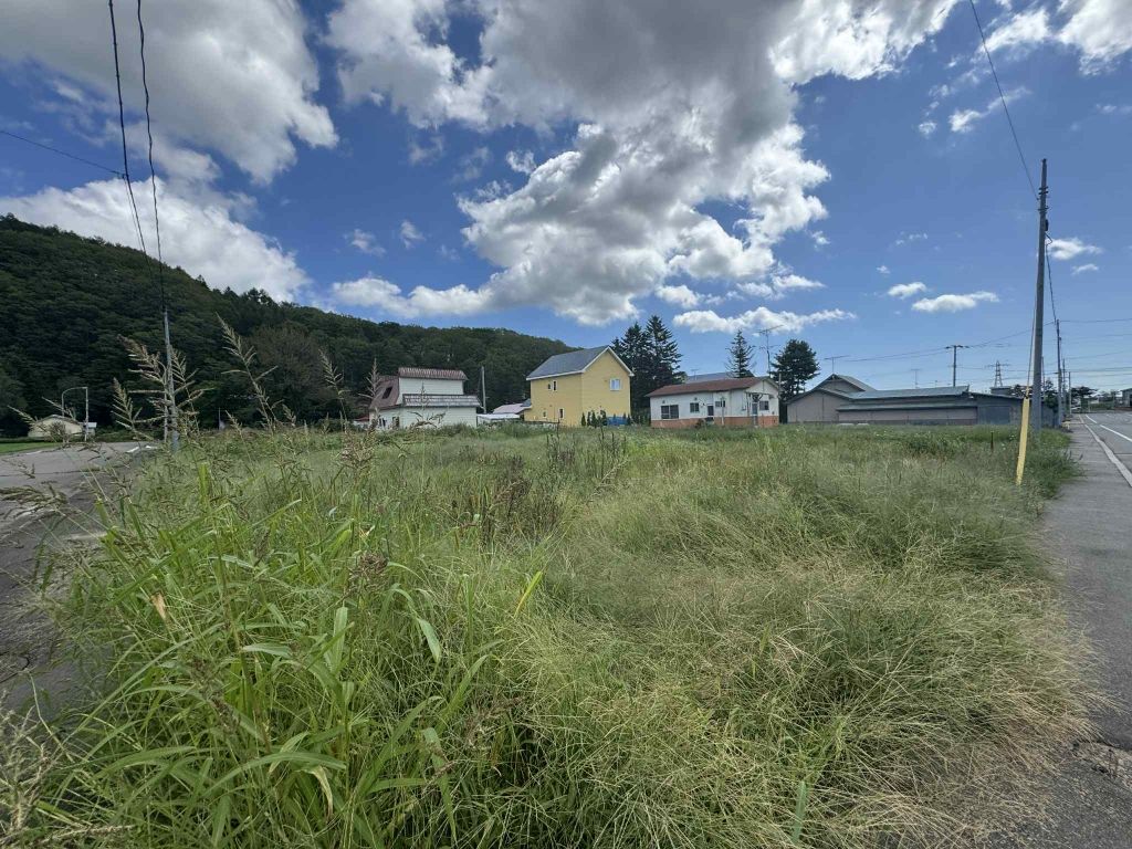 Vacant Land for Sale in Urahoro, Hokkaido - 714 sqm Plot - Thumbnail 3