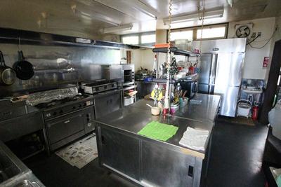 Spacious Hot Spring Property with Guest Rooms in Azumino City — Image 4, Azumino, Nagano