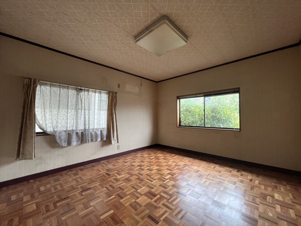 5DK Detached House for Sale in Fukui City, Fukui Prefecture - Thumbnail 4
