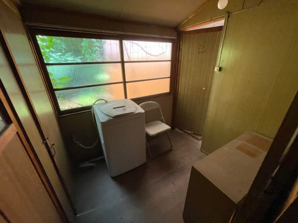 1965 3K House for Sale in Niihama, Ehime - 1 Million Yen - Thumbnail 4