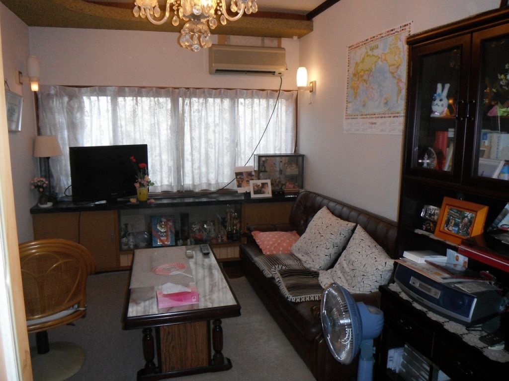 6DK House for Sale in Niihama City, Ehime - 119.65 sqm - Thumbnail 2