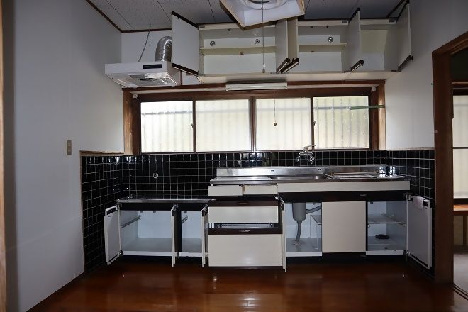 Historic 1927 Wooden House for Rent in Chiran, Kagoshima - Thumbnail 2