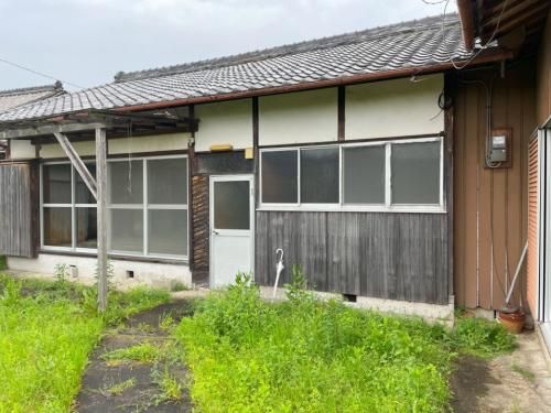 6DK Vacant House for Rent with Large Garden in Kinokawa, Wakayama - Main Image