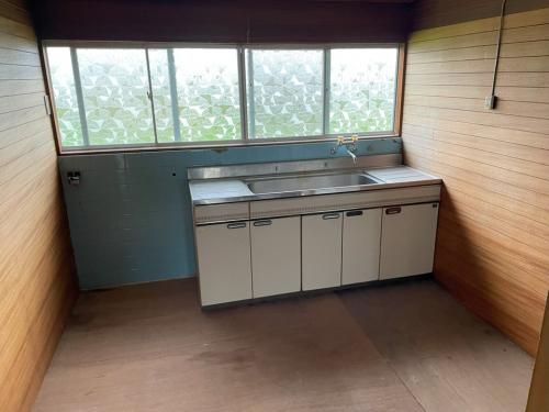 6DK Vacant House for Rent with Large Garden in Kinokawa, Wakayama - Thumbnail 4