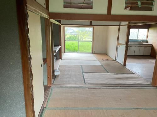 6DK Vacant House for Rent with Large Garden in Kinokawa, Wakayama - Thumbnail 2