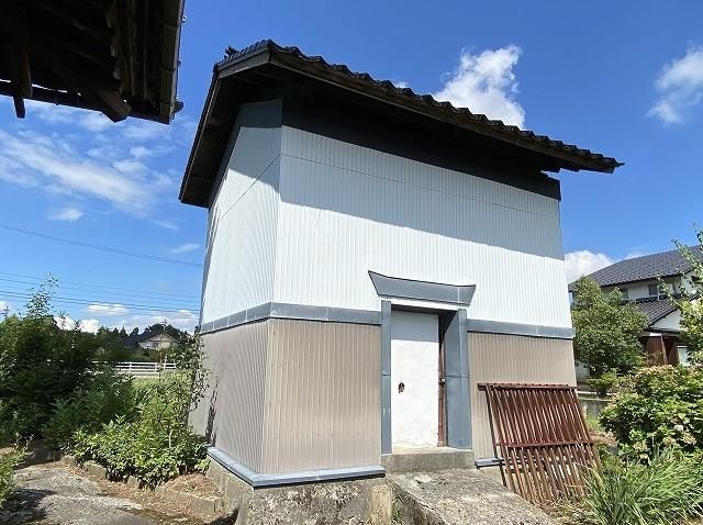 Historic 6DK House on 1022 sqm Land in Tateyama, Toyama - Thumbnail 4