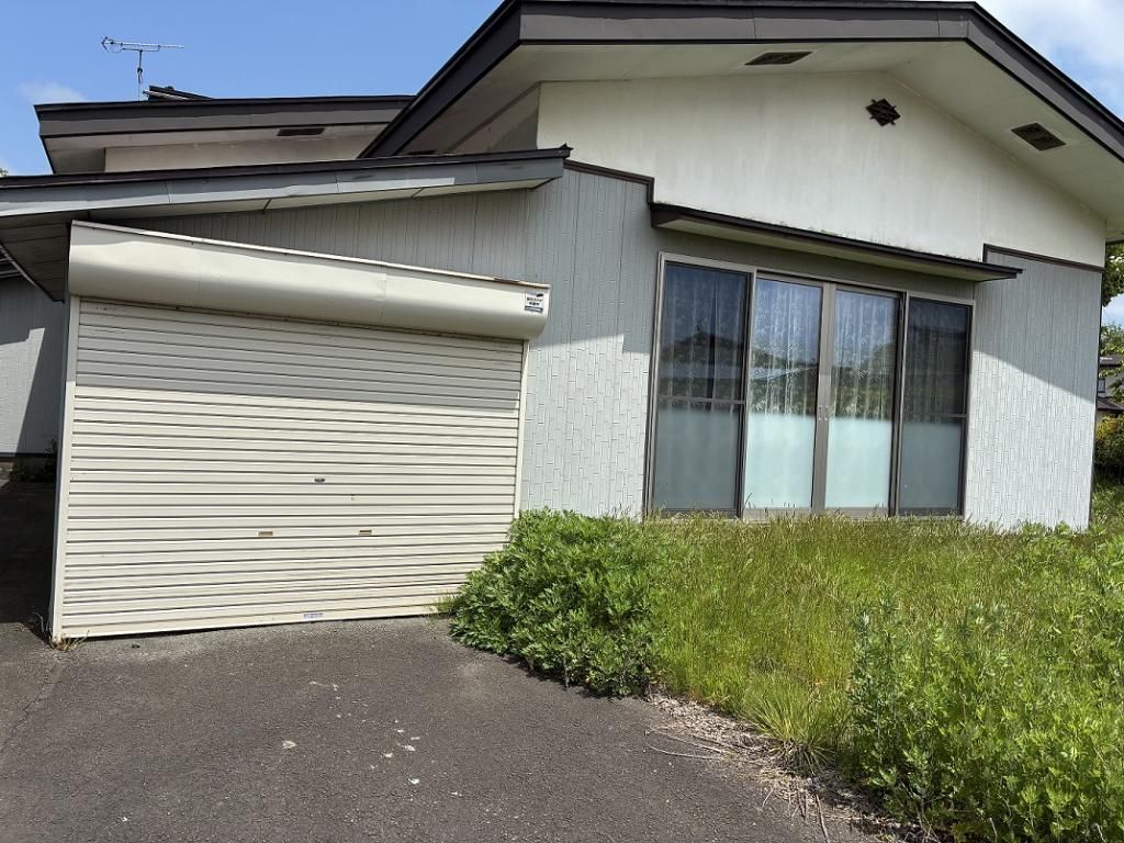 7K Detached House with Storage Shed in Gojome Town, Akita - Thumbnail 2