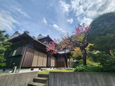 Spacious 5DK House for Sale in Tobe-cho, Ehime Prefecture — Image 1, Tobe, Ehime
