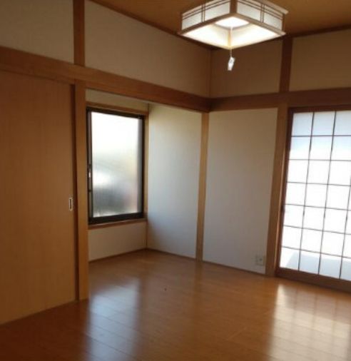 2LDK Detached House for Sale in Oita City, Oita Prefecture - Thumbnail 3