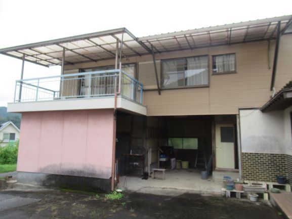 9DK Mountain Family Home for Sale in Saiki, Oita - Akiya Bank - Thumbnail 3