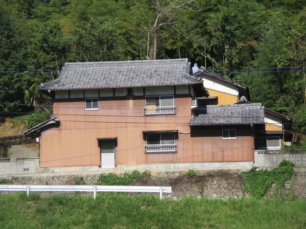 8DK Detached House for Sale in Manno Town, Kagawa - Thumbnail 2