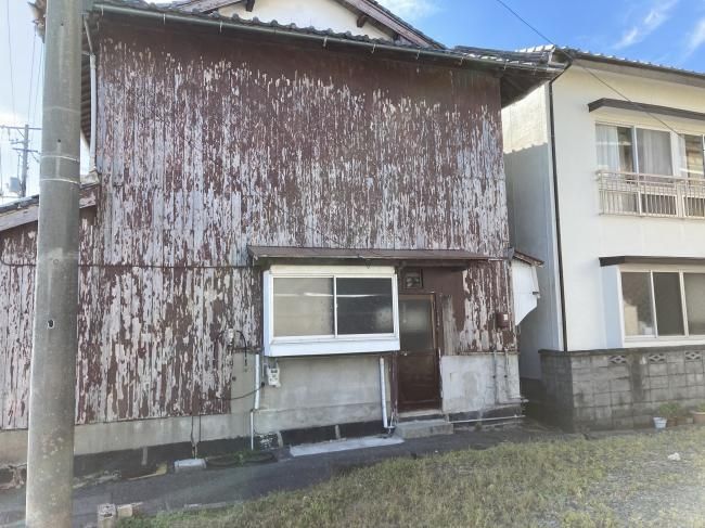 Seaside 6DK House for Sale in Historic Hagi, Yamaguchi - Thumbnail 2