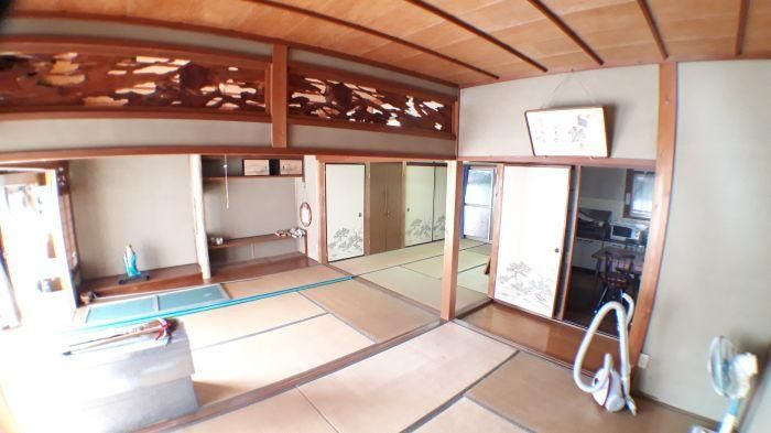 6-Bedroom House for Sale in Quiet Asakuchi, Okayama - Thumbnail 4