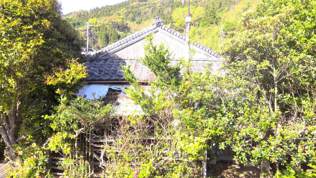 Rural Kagoshima Home with Barn and Garden for 400,000 Yen - Thumbnail 2