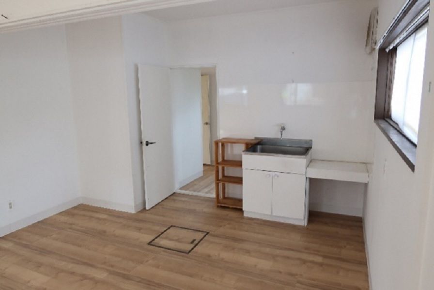 1LDK Detached House for Sale in Kaiyo, Tokushima - 3.6 Million Yen - Thumbnail 3