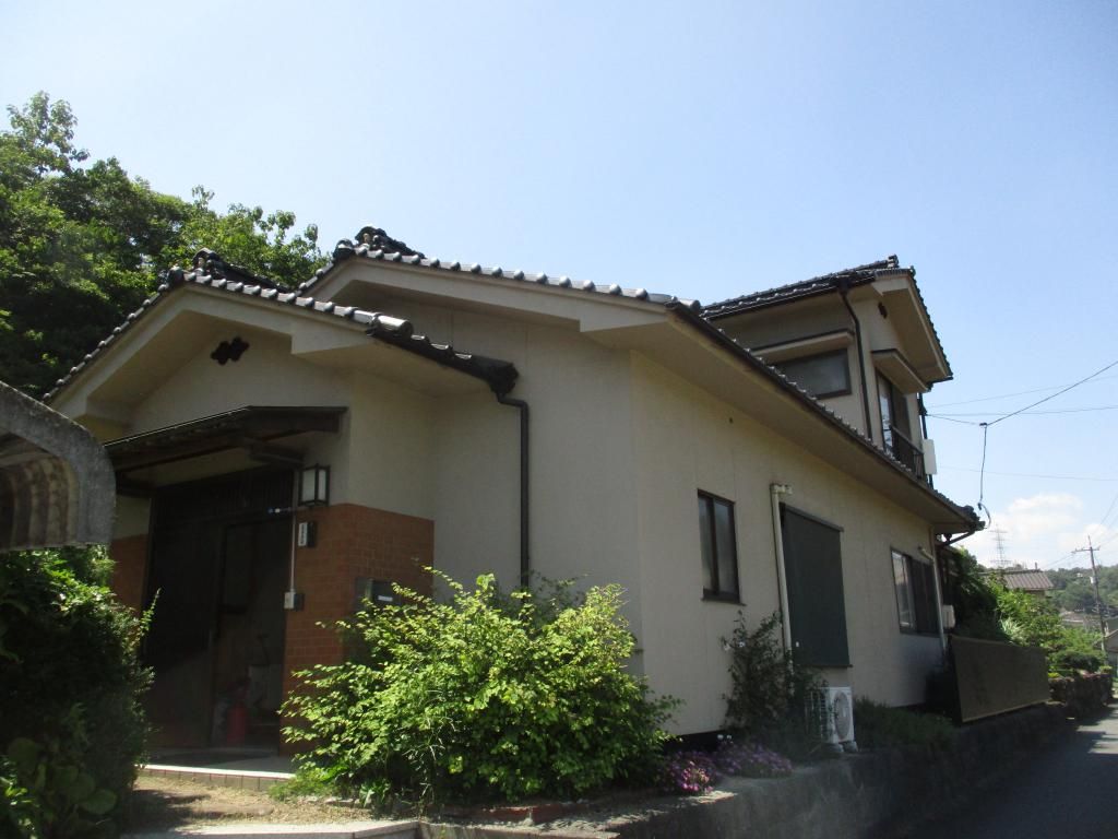 7LDK Renovated House for Sale in Kasaoka, Okayama - Akiya Bank - Image 1