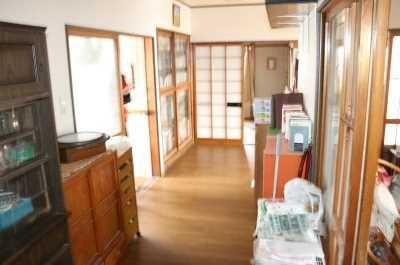 8DK Family Home for Sale in Hachimori, Akita - Spacious Corner Lot - Thumbnail 3