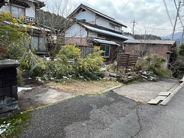 10DK Detached House for Sale in Kurayoshi, Tottori - Thumbnail 2