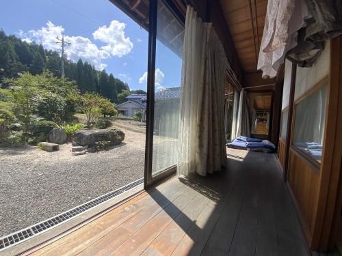 9DK Traditional House with Shed and Large Land in Iwakuni, Yamaguchi - Thumbnail 4
