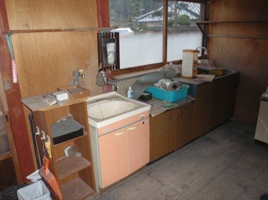 Large Traditional House with Workshop in Echizen Town, Fukui - Thumbnail 4