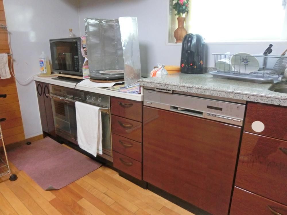 10DK Wooden House for Sale on Large Corner Lot in Odate, Akita - Thumbnail 3