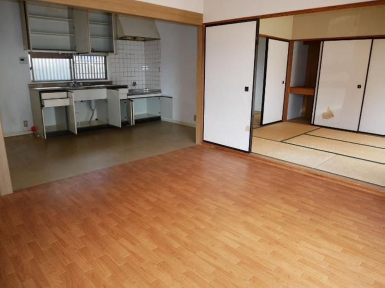 Single-Story 3LDK House in Kofu City, Yamanashi - Thumbnail 2