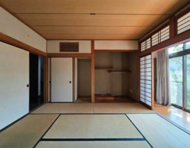 4LDK Detached House for Sale in Oita City, Oita Prefecture - Thumbnail 2