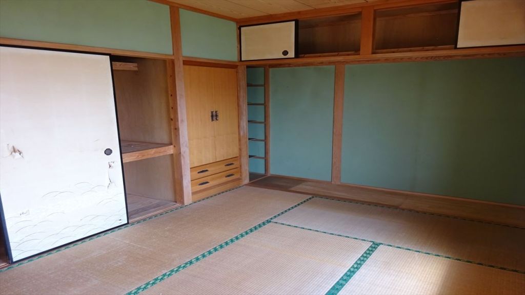 1989 3DK House on High Ground in Takanabe, Miyazaki - Thumbnail 4