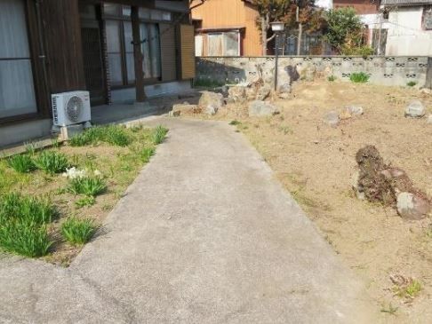 5DK Wooden House for Sale in Usuki City, Oita, 110.96m² - Thumbnail 2