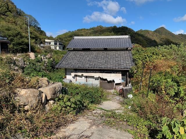 1970 8DK House for Sale in Nōnoe, Ōmishima, Ehime - Thumbnail 3