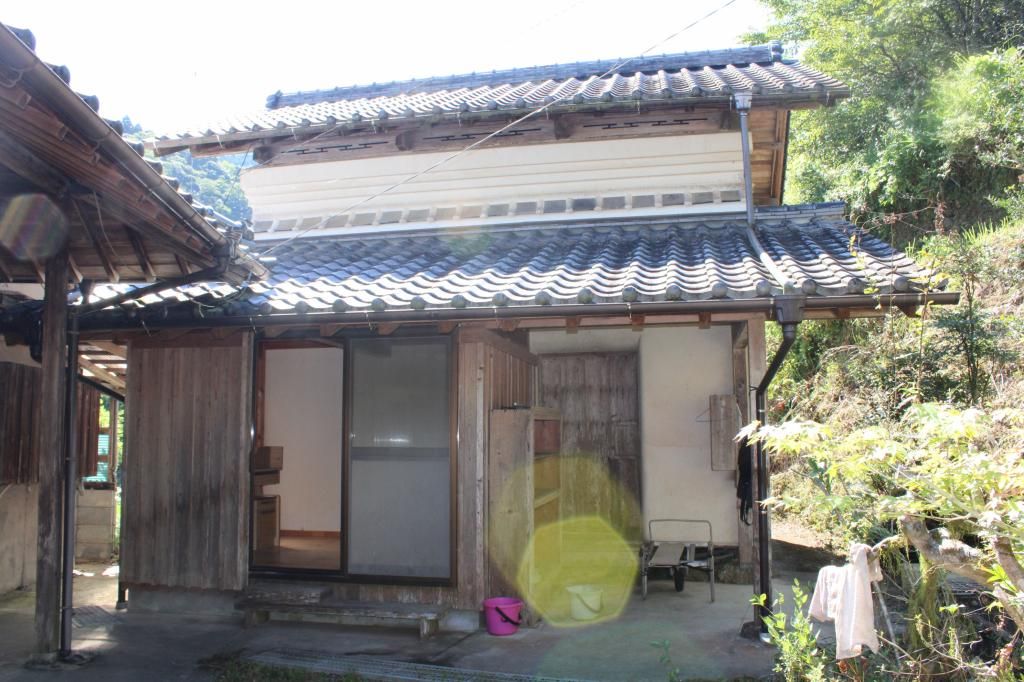 7K Akiya House for Sale on Large Corner Lot in Kami, Kochi - Thumbnail 4