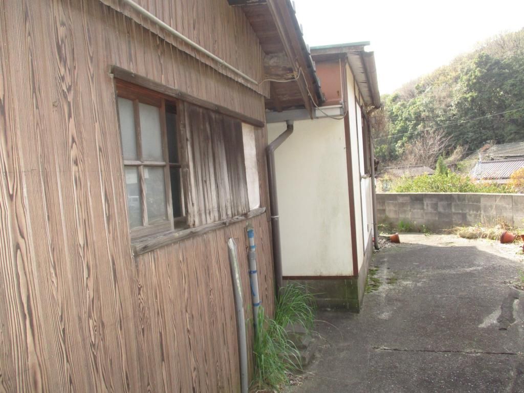 5K Akiya House with Sea Views in Kasaoka, Okayama - Thumbnail 3