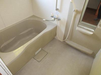 Modern 3LDK House in Kokonoe Town, Oita - 550m² Land — Image 4, Kokonoe, Oita