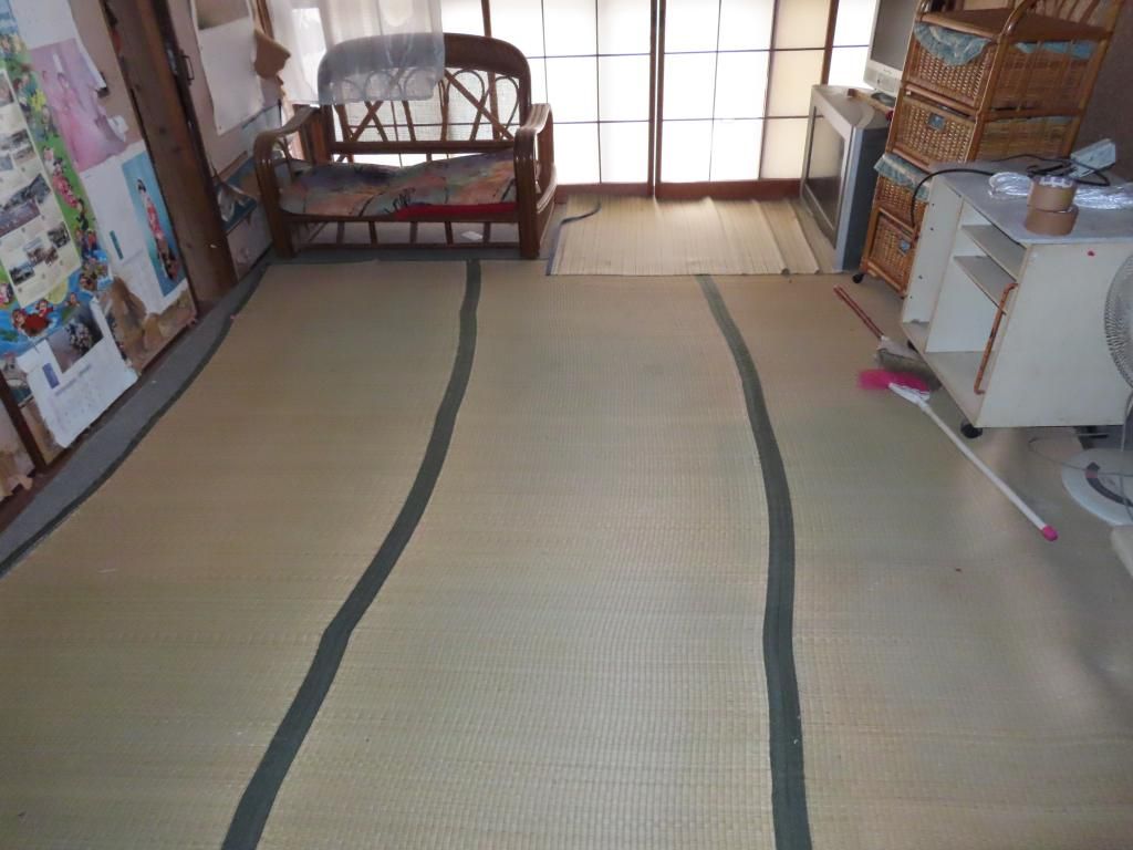 Spacious 4DK Detached House in Quiet Miyoshi City Residential Area - Thumbnail 3