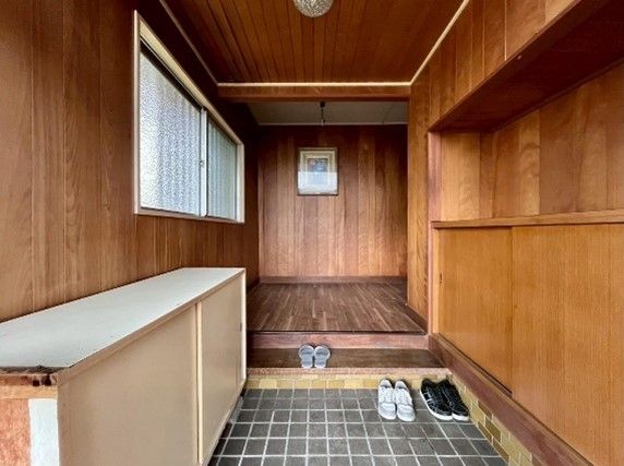 7DK Rental House in Central Saijo City, Ehime | 258.35 sqm - Thumbnail 2