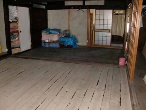 Traditional 3K Akiya House for Sale on Ōmishima Island, Imabari - Thumbnail 4