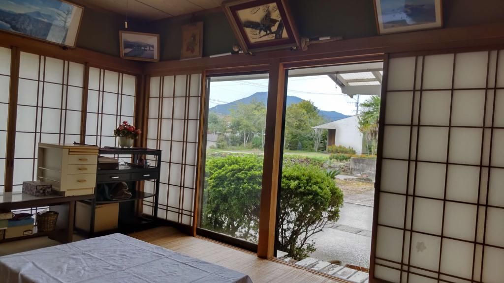 Spacious 5DK House with Farmland for Self-Sufficient Living in Kushima - Image 16