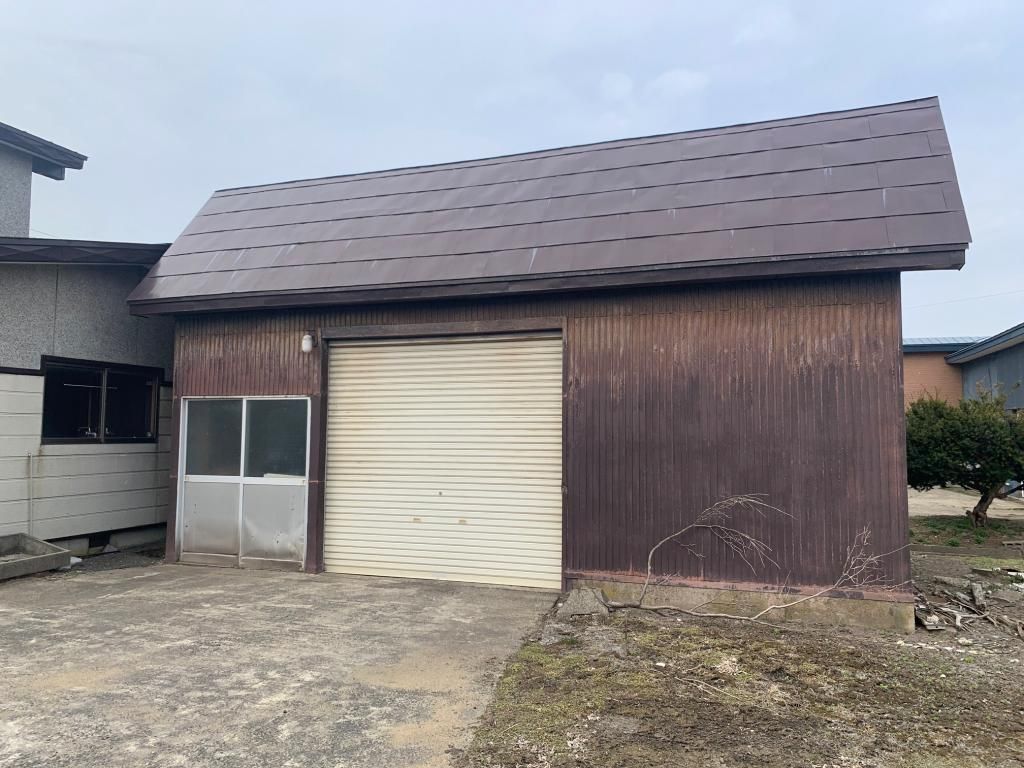 8DK House in Tsugaru City, Aomori – 189m² Akiya - Thumbnail 2
