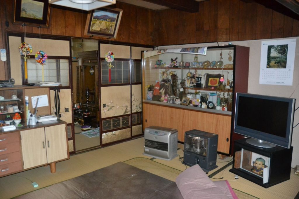 9DK Family House for Sale in Sannohe, Aomori - Spacious Layout - Thumbnail 4